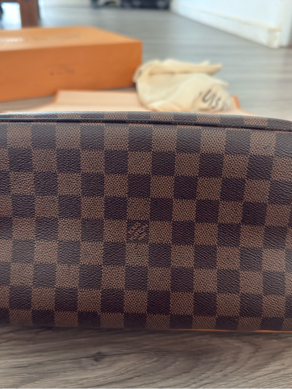 Louis Vuitton Brown Checkered Shoulder Bag MM Neverfull - Picture 8 of 12